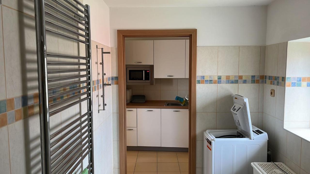 Apartman Hotel Vomocil Bystre Bagian luar foto